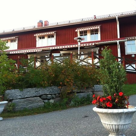 Pensionatet I Mellanfjaerden Albergue Kvarnmon Exterior foto